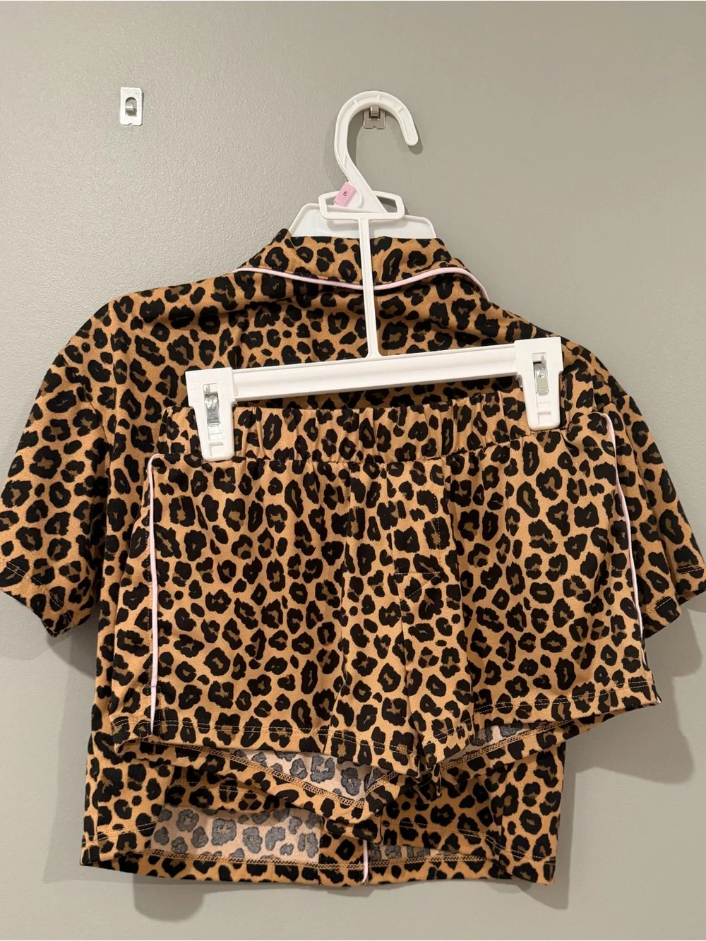 Art Class Leopard Print Pajamas